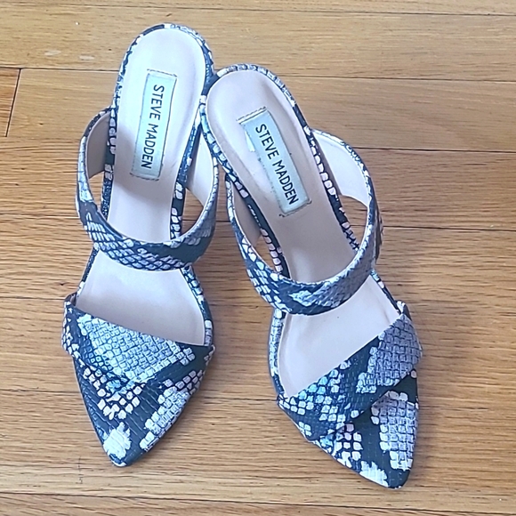 Steve Madden Shoes - Steve Madden Chic Snake Mule